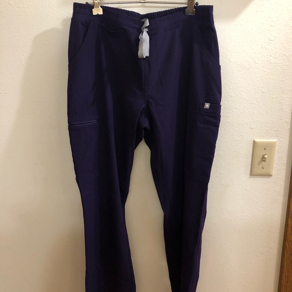 Figs Yola Scrub Pant Purple Small